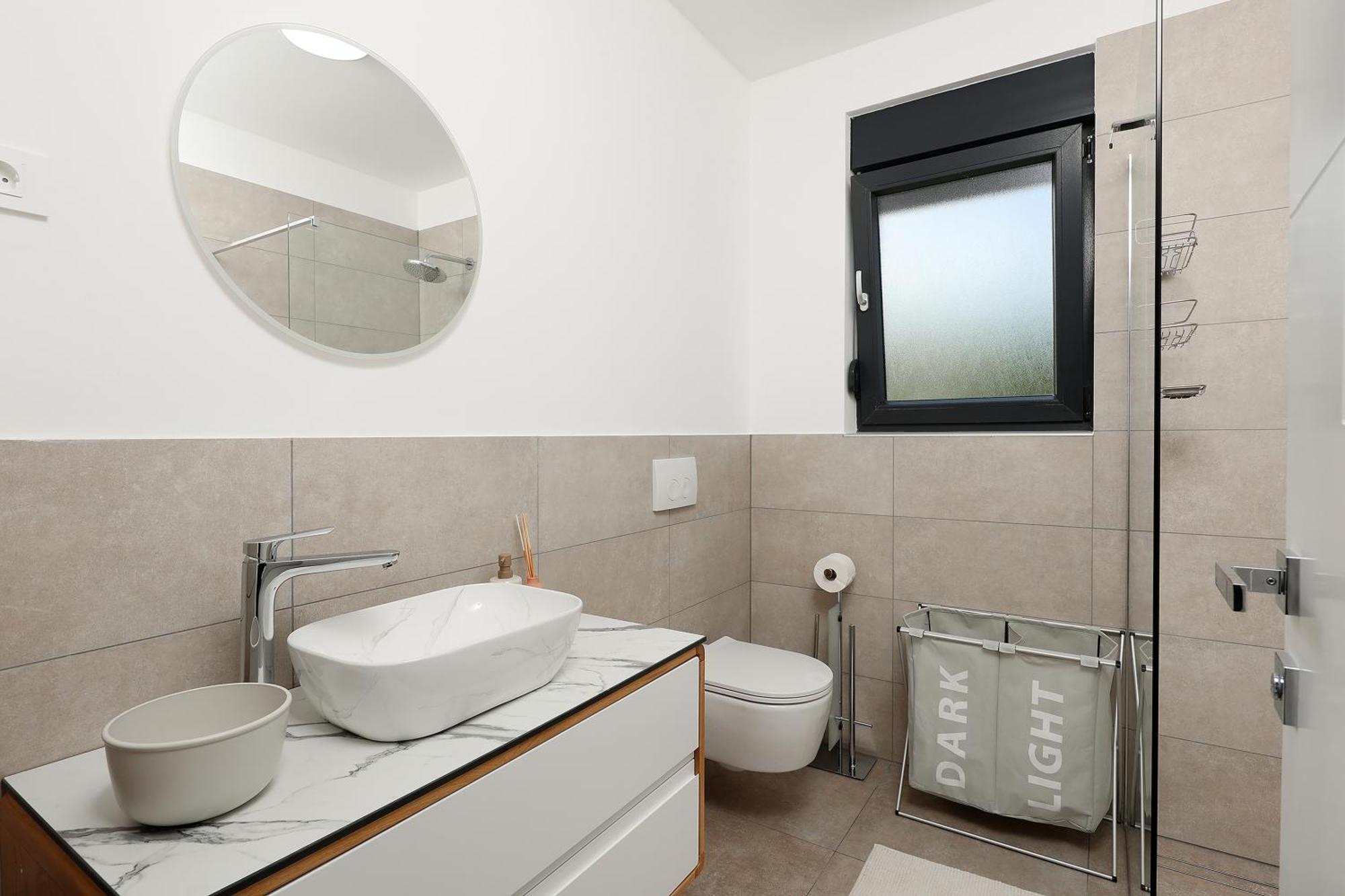 Apartment Anni-Free Parking&Evcharger-24H Self Check-In Opric 외부 사진